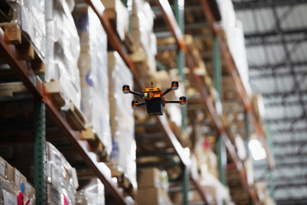 startup’s-autonomous-drones-precisely-track-warehouse-inventories